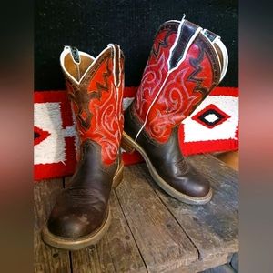 Womens Ariat boots sz 7